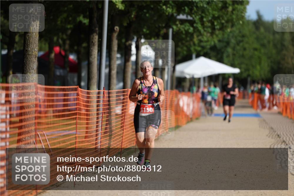07.09.2025 - 19. Norderstedt Triathlon Michael Strokosch http://msf.ph/oto/8809312 07.09.2025 10:36:28 Laufen 1150 meine-sportfotos.de