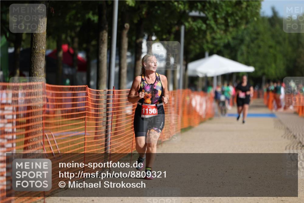 07.09.2025 - 19. Norderstedt Triathlon Michael Strokosch http://msf.ph/oto/8809321 07.09.2025 10:36:29 Laufen 1150 meine-sportfotos.de