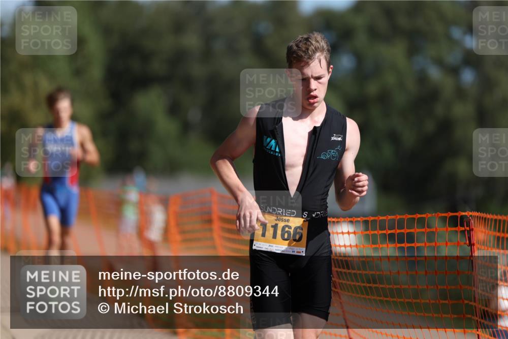 07.09.2025 - 19. Norderstedt Triathlon Michael Strokosch http://msf.ph/oto/8809344 07.09.2025 11:36:41 Laufen 1165, 1166, 1177 meine-sportfotos.de