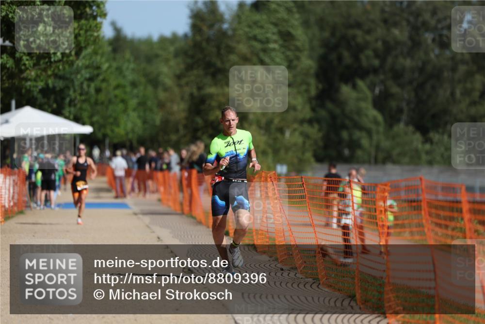 07.09.2025 - 19. Norderstedt Triathlon Michael Strokosch http://msf.ph/oto/8809396 07.09.2025 11:36:58 Laufen 771 meine-sportfotos.de