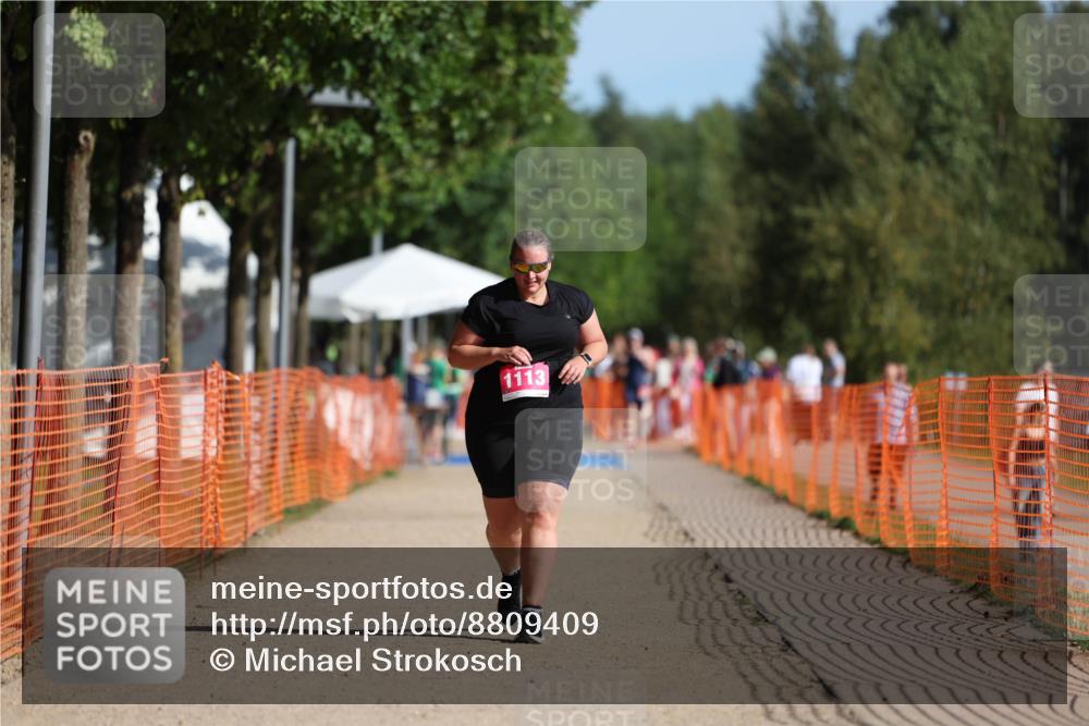 07.09.2025 - 19. Norderstedt Triathlon Michael Strokosch http://msf.ph/oto/8809409 07.09.2025 10:36:43 Laufen 1113 meine-sportfotos.de