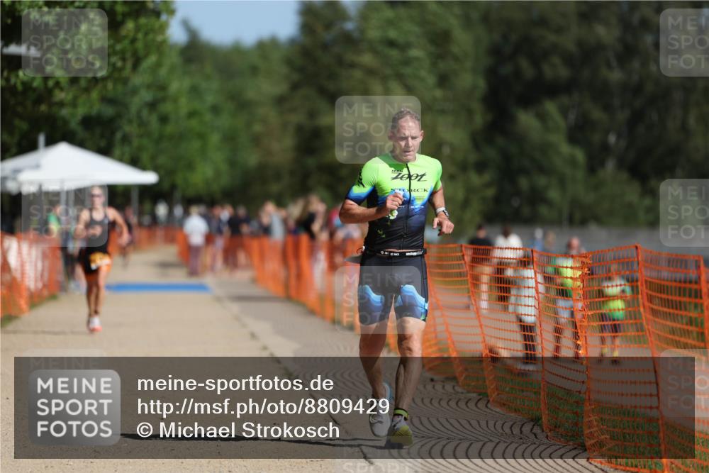 07.09.2025 - 19. Norderstedt Triathlon Michael Strokosch http://msf.ph/oto/8809429 07.09.2025 11:37:00 Laufen 771, 1191 meine-sportfotos.de
