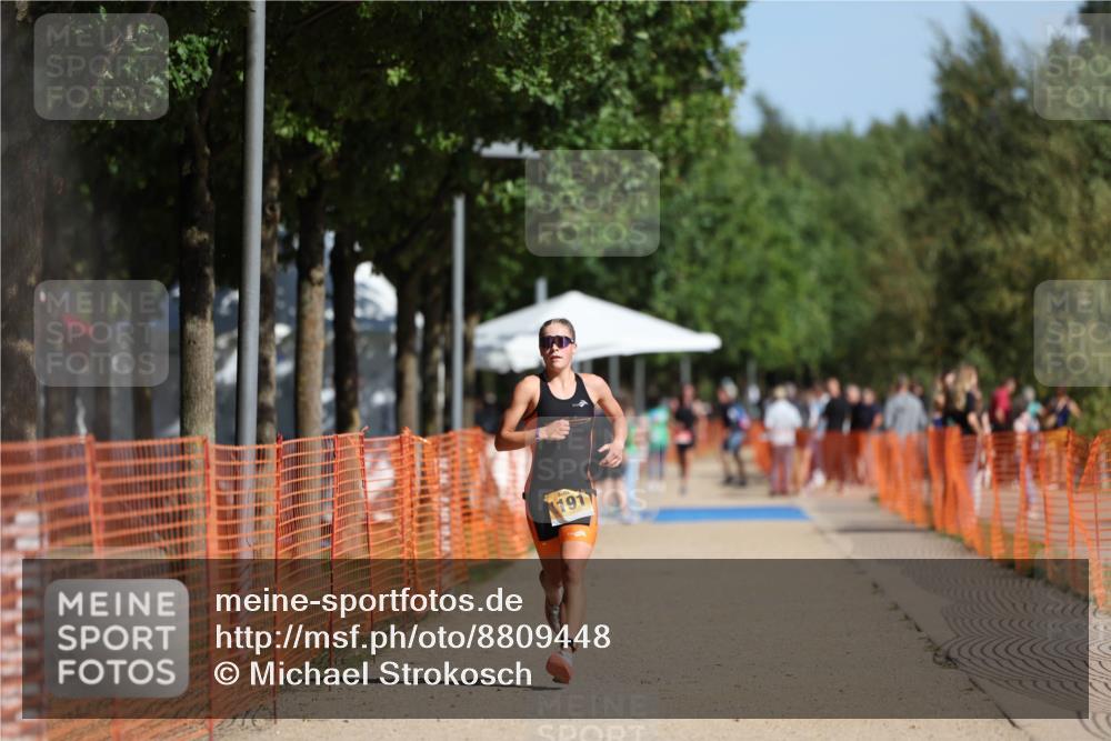07.09.2025 - 19. Norderstedt Triathlon Michael Strokosch http://msf.ph/oto/8809448 07.09.2025 11:37:04 Laufen 771, 1191 meine-sportfotos.de
