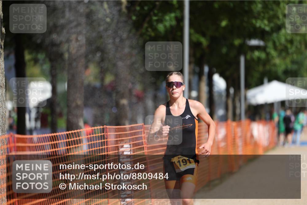 07.09.2025 - 19. Norderstedt Triathlon Michael Strokosch http://msf.ph/oto/8809484 07.09.2025 11:37:07 Laufen 771, 1191 meine-sportfotos.de