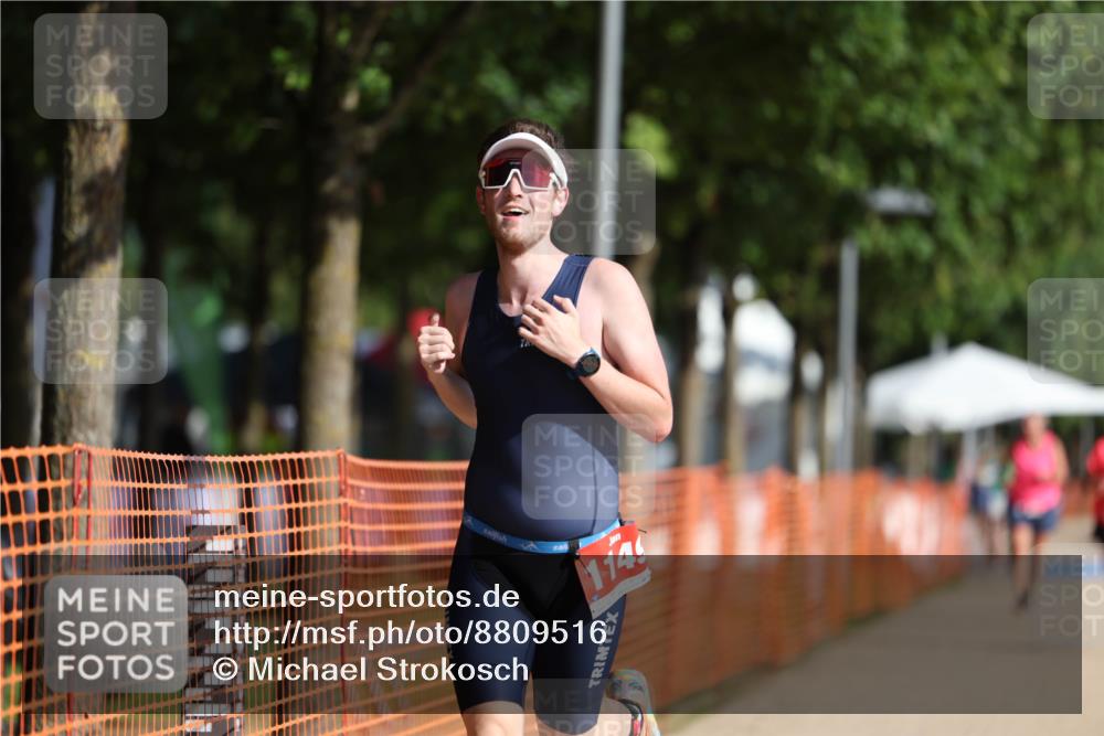 07.09.2025 - 19. Norderstedt Triathlon Michael Strokosch http://msf.ph/oto/8809516 07.09.2025 10:37:01 Laufen 1149 meine-sportfotos.de