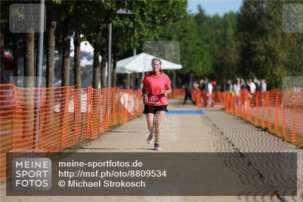 07.09.2025 - 19. Norderstedt Triathlon Michael Strokosch http://msf.ph/oto/8809534 07.09.2025 10:37:04 Laufen 1137, 1149 meine-sportfotos.de