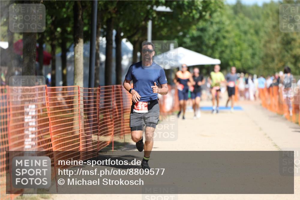 07.09.2025 - 19. Norderstedt Triathlon Michael Strokosch http://msf.ph/oto/8809577 07.09.2025 12:46:48 Laufen 251, 788 meine-sportfotos.de