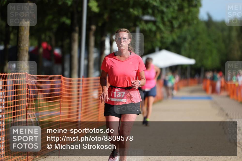 07.09.2025 - 19. Norderstedt Triathlon Michael Strokosch http://msf.ph/oto/8809578 07.09.2025 10:37:09 Laufen 1137 meine-sportfotos.de