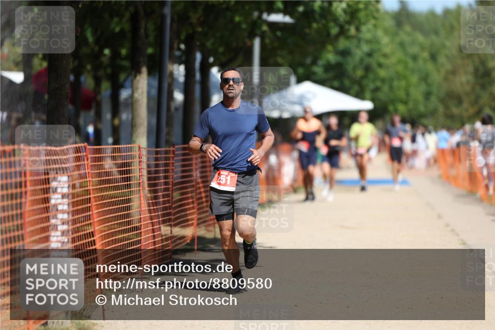 07.09.2025 - 19. Norderstedt Triathlon Michael Strokosch http://msf.ph/oto/8809580 07.09.2025 12:46:48 Laufen 251, 788 meine-sportfotos.de