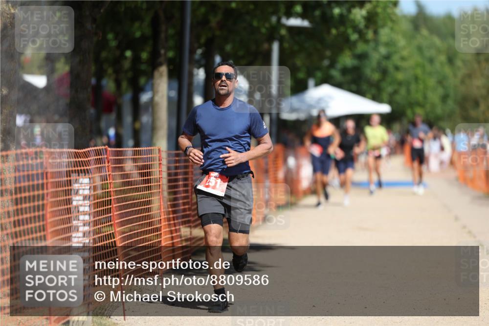 07.09.2025 - 19. Norderstedt Triathlon Michael Strokosch http://msf.ph/oto/8809586 07.09.2025 12:46:49 Laufen 251, 788 meine-sportfotos.de