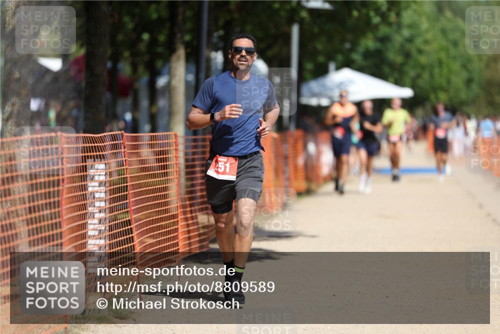 07.09.2025 - 19. Norderstedt Triathlon Michael Strokosch http://msf.ph/oto/8809589 07.09.2025 12:46:49 Laufen 251, 788 meine-sportfotos.de