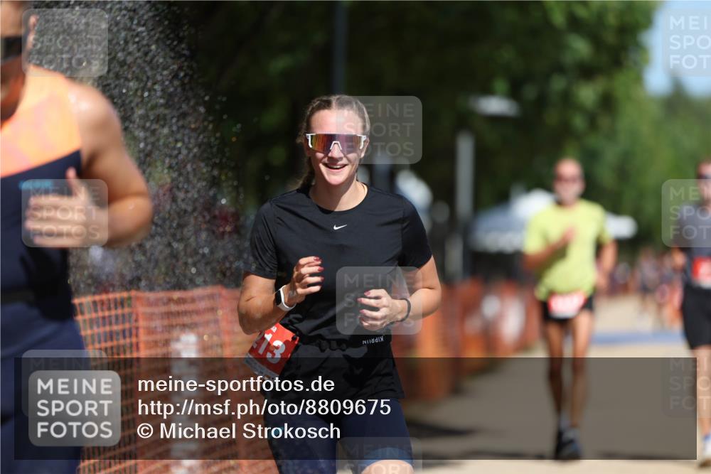 07.09.2025 - 19. Norderstedt Triathlon Michael Strokosch http://msf.ph/oto/8809675 07.09.2025 12:47:01 Laufen 696, 776, 1213, 1247 meine-sportfotos.de