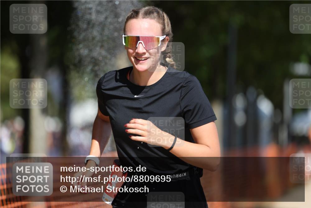 07.09.2025 - 19. Norderstedt Triathlon Michael Strokosch http://msf.ph/oto/8809695 07.09.2025 12:47:02 Laufen 696, 776, 1213, 1247 meine-sportfotos.de