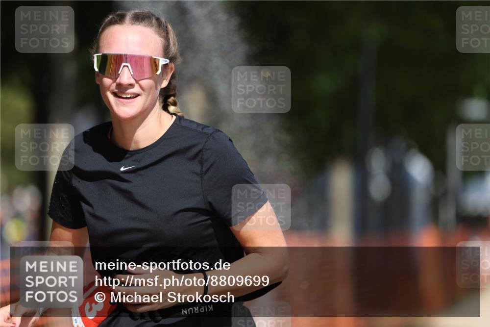 07.09.2025 - 19. Norderstedt Triathlon Michael Strokosch http://msf.ph/oto/8809699 07.09.2025 12:47:02 Laufen 696, 776, 1213, 1247 meine-sportfotos.de