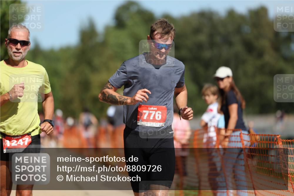 07.09.2025 - 19. Norderstedt Triathlon Michael Strokosch http://msf.ph/oto/8809726 07.09.2025 12:47:05 Laufen 776, 1213, 1247 meine-sportfotos.de