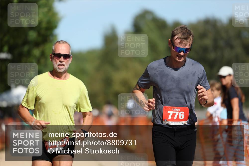 07.09.2025 - 19. Norderstedt Triathlon Michael Strokosch http://msf.ph/oto/8809731 07.09.2025 12:47:05 Laufen 776, 1213, 1247 meine-sportfotos.de
