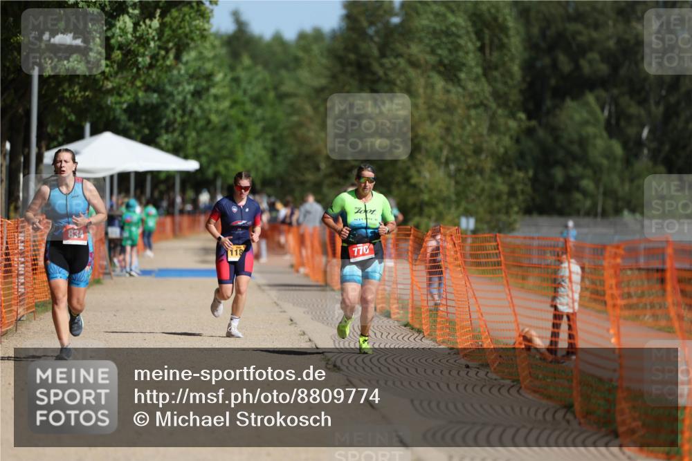 07.09.2025 - 19. Norderstedt Triathlon Michael Strokosch http://msf.ph/oto/8809774 07.09.2025 11:38:00 Laufen 770, 834, 1181 meine-sportfotos.de