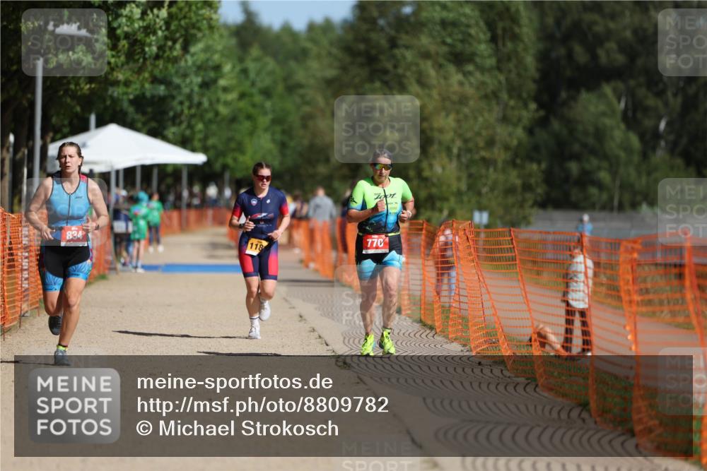 07.09.2025 - 19. Norderstedt Triathlon Michael Strokosch http://msf.ph/oto/8809782 07.09.2025 11:38:01 Laufen 770, 834, 1181 meine-sportfotos.de