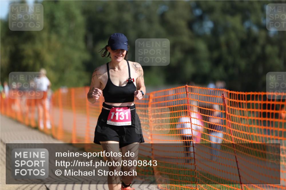 07.09.2025 - 19. Norderstedt Triathlon Michael Strokosch http://msf.ph/oto/8809843 07.09.2025 10:38:44 Laufen 1131 meine-sportfotos.de
