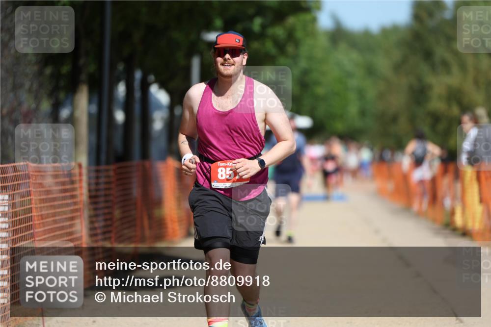 07.09.2025 - 19. Norderstedt Triathlon Michael Strokosch http://msf.ph/oto/8809918 07.09.2025 12:47:41 Laufen 857 meine-sportfotos.de
