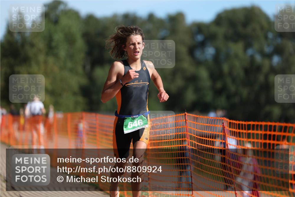 07.09.2025 - 19. Norderstedt Triathlon Michael Strokosch http://msf.ph/oto/8809924 07.09.2025 10:38:53 Laufen 646, 1139 meine-sportfotos.de