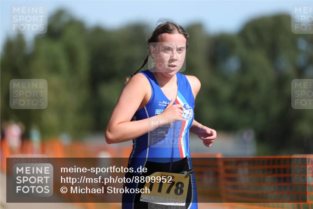 07.09.2025 - 19. Norderstedt Triathlon Michael Strokosch http://msf.ph/oto/8809952 07.09.2025 11:38:30 Laufen 1178 meine-sportfotos.de