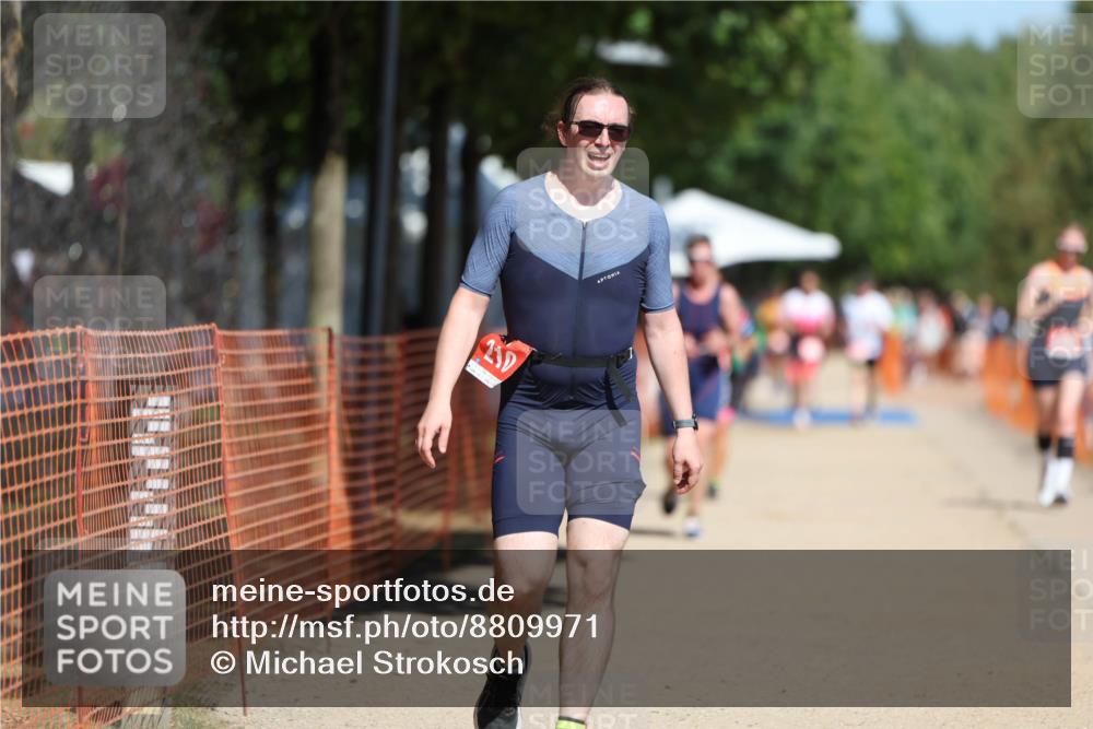 07.09.2025 - 19. Norderstedt Triathlon Michael Strokosch http://msf.ph/oto/8809971 07.09.2025 12:47:53 Laufen 210, 216 meine-sportfotos.de
