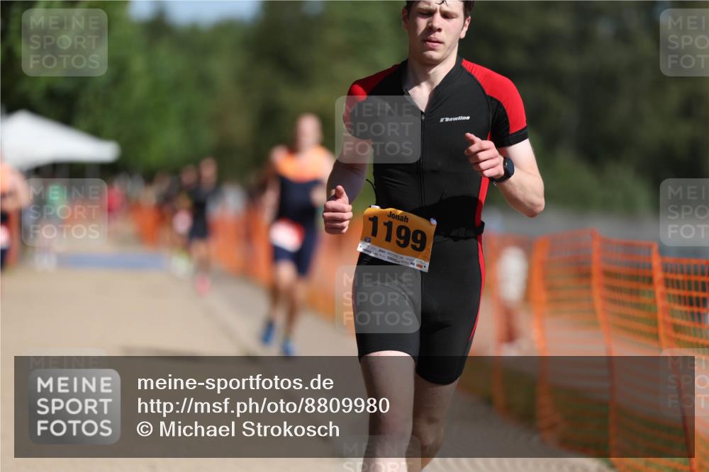 07.09.2025 - 19. Norderstedt Triathlon Michael Strokosch http://msf.ph/oto/8809980 07.09.2025 11:38:46 Laufen 833, 1199, 1340 meine-sportfotos.de
