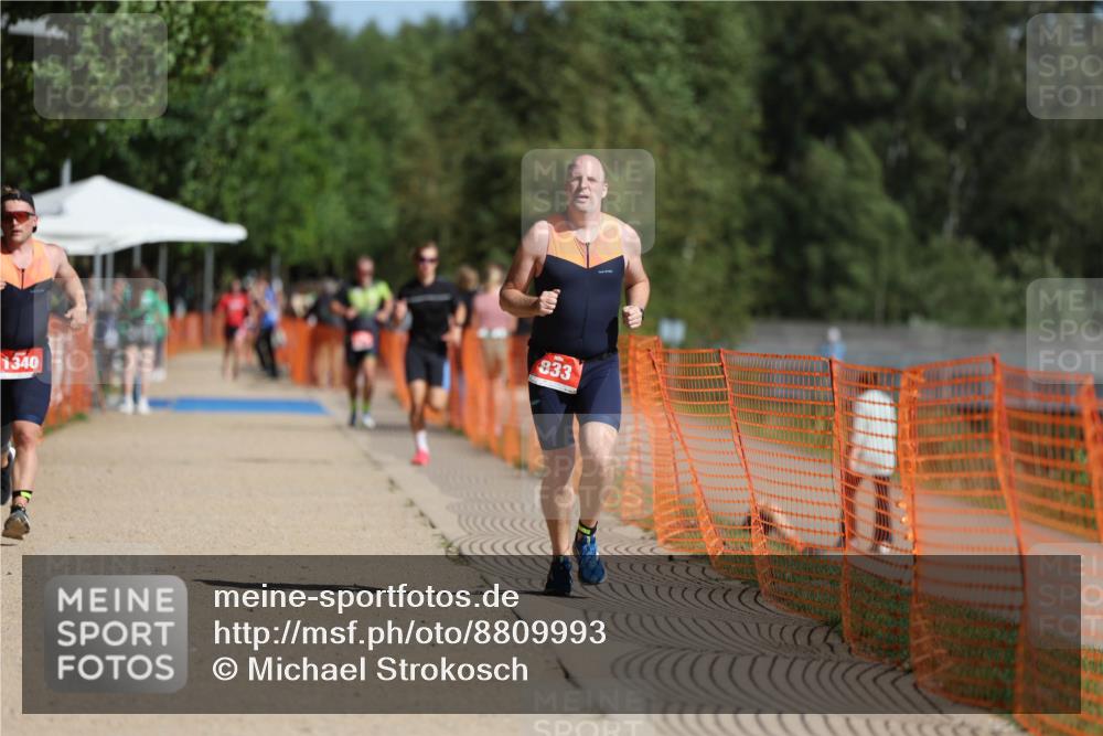 07.09.2025 - 19. Norderstedt Triathlon Michael Strokosch http://msf.ph/oto/8809993 07.09.2025 11:38:47 Laufen 833, 1199, 1340 meine-sportfotos.de