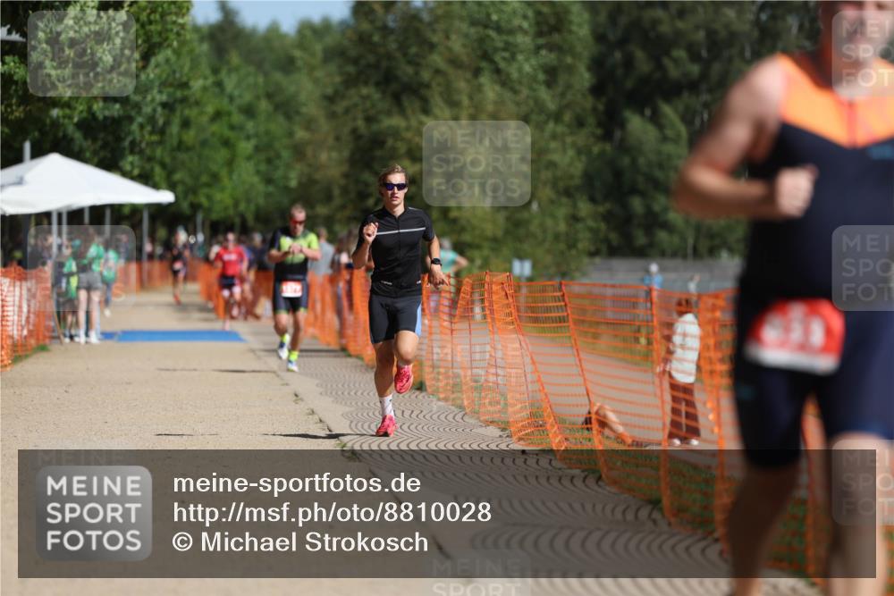 07.09.2025 - 19. Norderstedt Triathlon Michael Strokosch http://msf.ph/oto/8810028 07.09.2025 11:38:51 Laufen 833, 1184, 1199, 1340 meine-sportfotos.de
