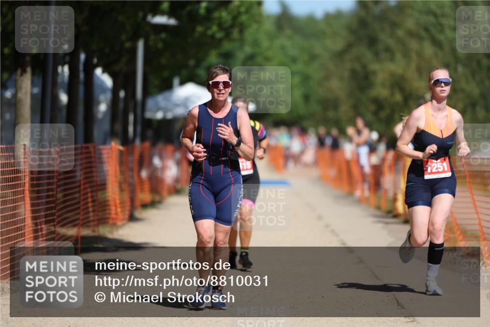 07.09.2025 - 19. Norderstedt Triathlon Michael Strokosch http://msf.ph/oto/8810031 07.09.2025 12:47:59 Laufen 216, 1251, 1315 meine-sportfotos.de