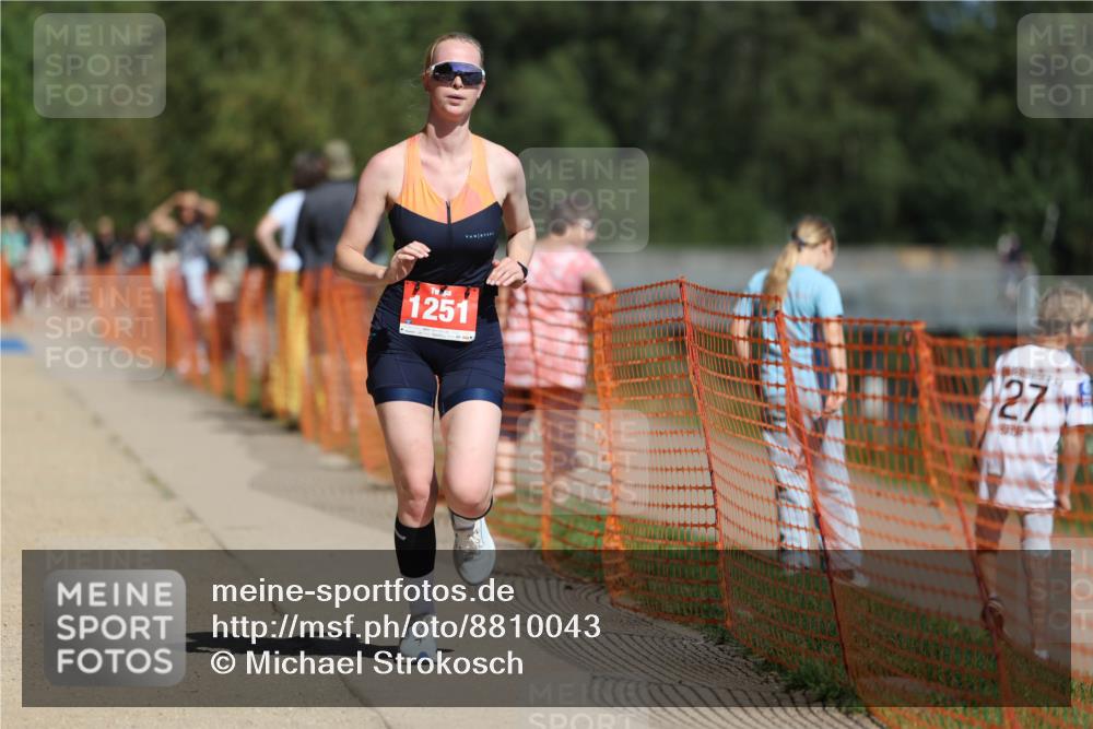 07.09.2025 - 19. Norderstedt Triathlon Michael Strokosch http://msf.ph/oto/8810043 07.09.2025 12:48:00 Laufen 216, 1251, 1315 meine-sportfotos.de