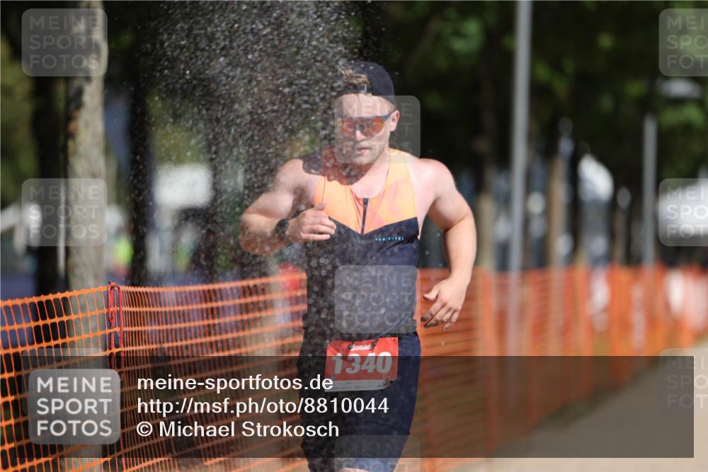07.09.2025 - 19. Norderstedt Triathlon Michael Strokosch http://msf.ph/oto/8810044 07.09.2025 11:38:53 Laufen 833, 1184, 1340 meine-sportfotos.de