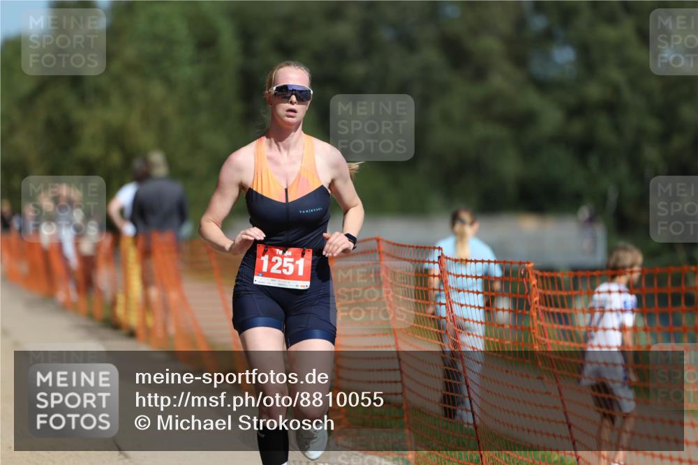 07.09.2025 - 19. Norderstedt Triathlon Michael Strokosch http://msf.ph/oto/8810055 07.09.2025 12:48:01 Laufen 216, 1251, 1315 meine-sportfotos.de