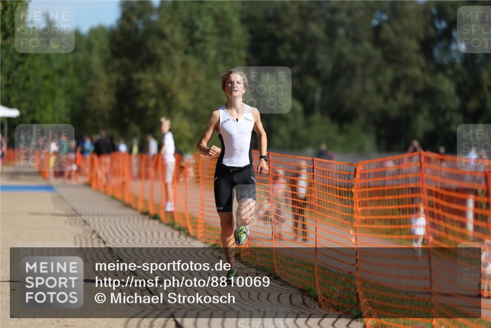07.09.2025 - 19. Norderstedt Triathlon Michael Strokosch http://msf.ph/oto/8810069 07.09.2025 10:39:54 Laufen 675 meine-sportfotos.de