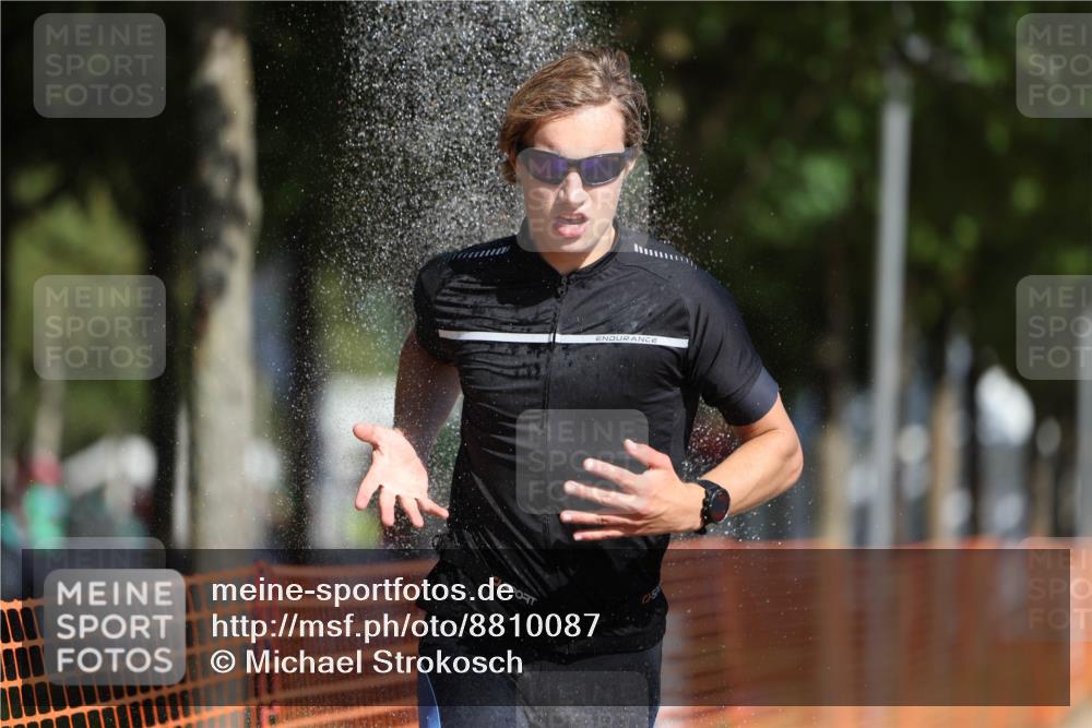 07.09.2025 - 19. Norderstedt Triathlon Michael Strokosch http://msf.ph/oto/8810087 07.09.2025 11:38:57 Laufen 1184, 1340, 1377 meine-sportfotos.de