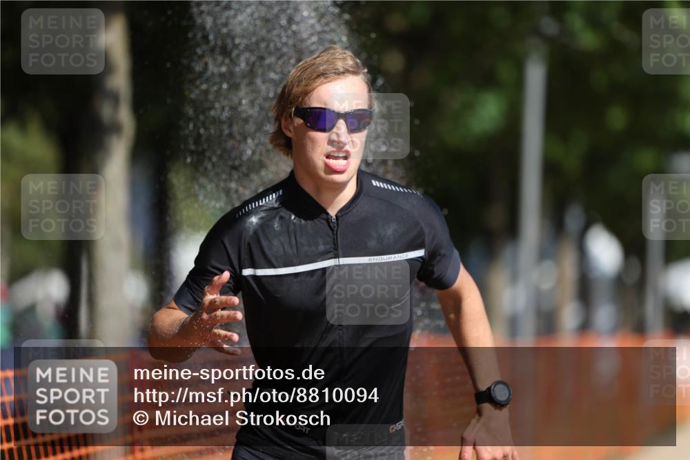 07.09.2025 - 19. Norderstedt Triathlon Michael Strokosch http://msf.ph/oto/8810094 07.09.2025 11:38:57 Laufen 1184, 1340, 1377 meine-sportfotos.de