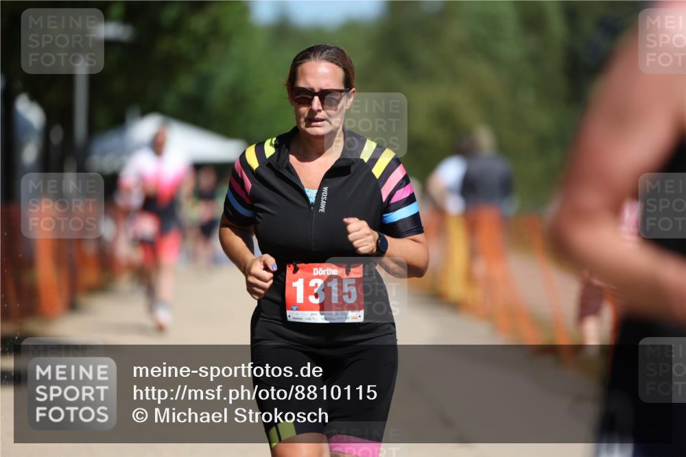 07.09.2025 - 19. Norderstedt Triathlon Michael Strokosch http://msf.ph/oto/8810115 07.09.2025 12:48:04 Laufen 216, 1251, 1315, 1322 meine-sportfotos.de