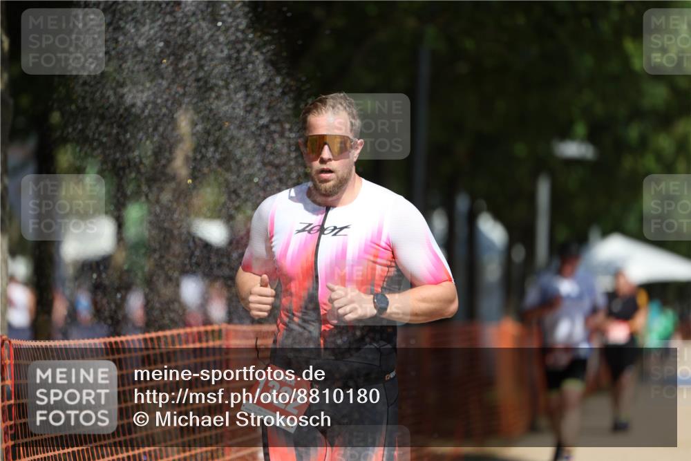 07.09.2025 - 19. Norderstedt Triathlon Michael Strokosch http://msf.ph/oto/8810180 07.09.2025 12:48:10 Laufen 1282, 1322 meine-sportfotos.de