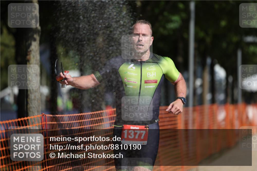 07.09.2025 - 19. Norderstedt Triathlon Michael Strokosch http://msf.ph/oto/8810190 07.09.2025 11:39:04 Laufen 231, 1377 meine-sportfotos.de