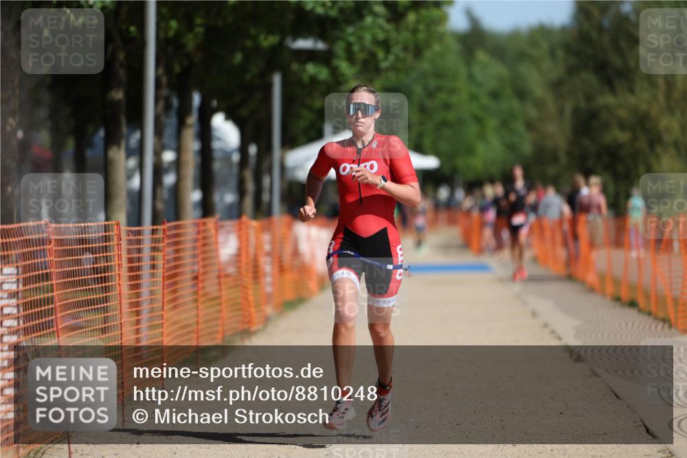 07.09.2025 - 19. Norderstedt Triathlon Michael Strokosch http://msf.ph/oto/8810248 07.09.2025 11:39:08 Laufen 231, 1377 meine-sportfotos.de