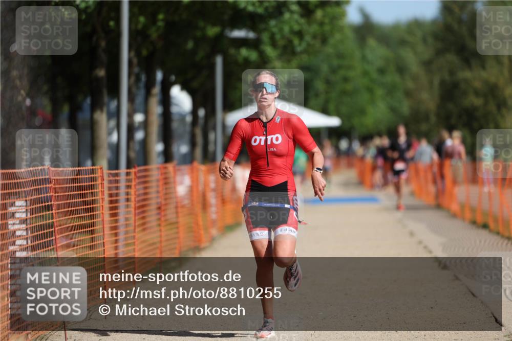 07.09.2025 - 19. Norderstedt Triathlon Michael Strokosch http://msf.ph/oto/8810255 07.09.2025 11:39:08 Laufen 231, 1377 meine-sportfotos.de