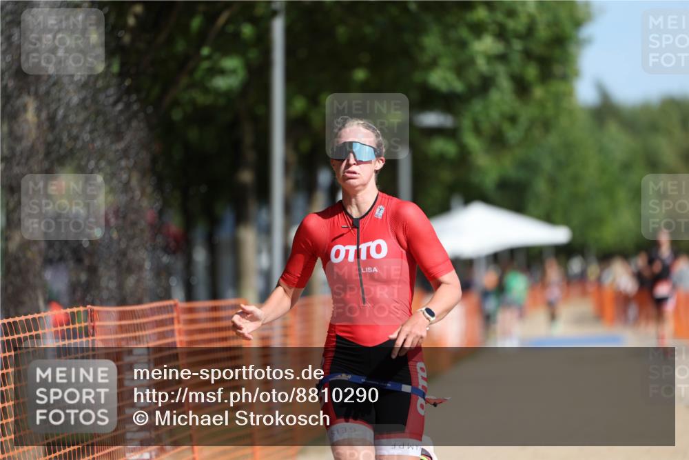 07.09.2025 - 19. Norderstedt Triathlon Michael Strokosch http://msf.ph/oto/8810290 07.09.2025 11:39:09 Laufen 231 meine-sportfotos.de