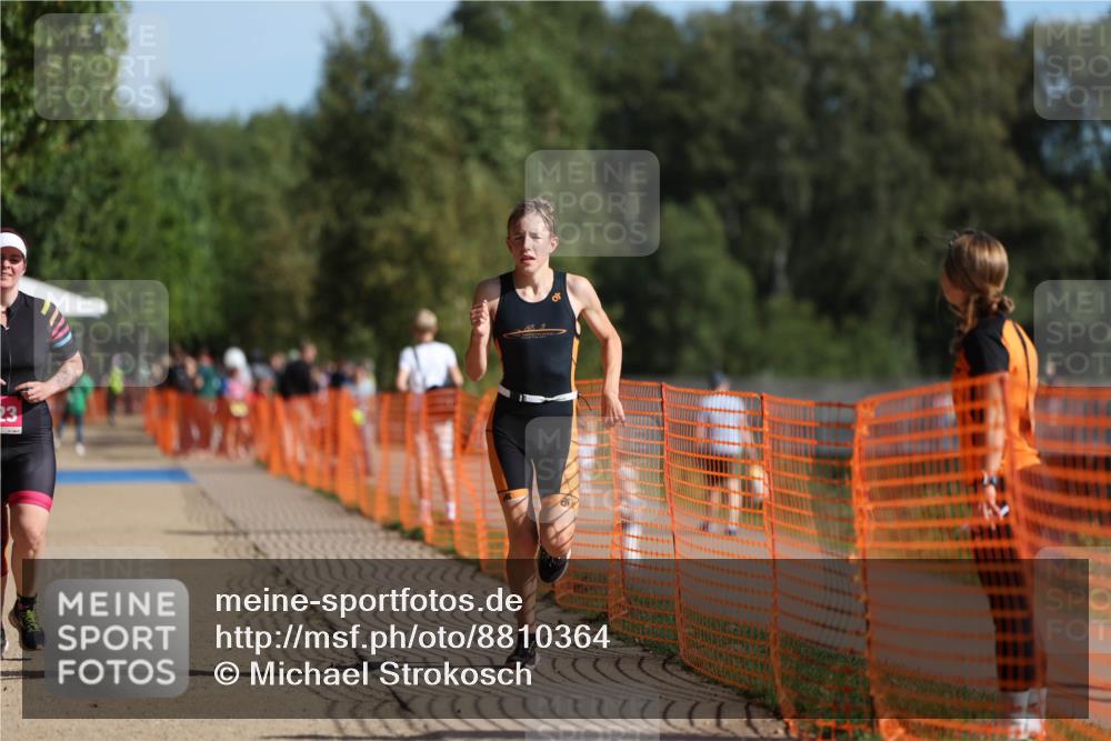 07.09.2025 - 19. Norderstedt Triathlon Michael Strokosch http://msf.ph/oto/8810364 07.09.2025 10:40:21 Laufen 645, 664, 1123 meine-sportfotos.de