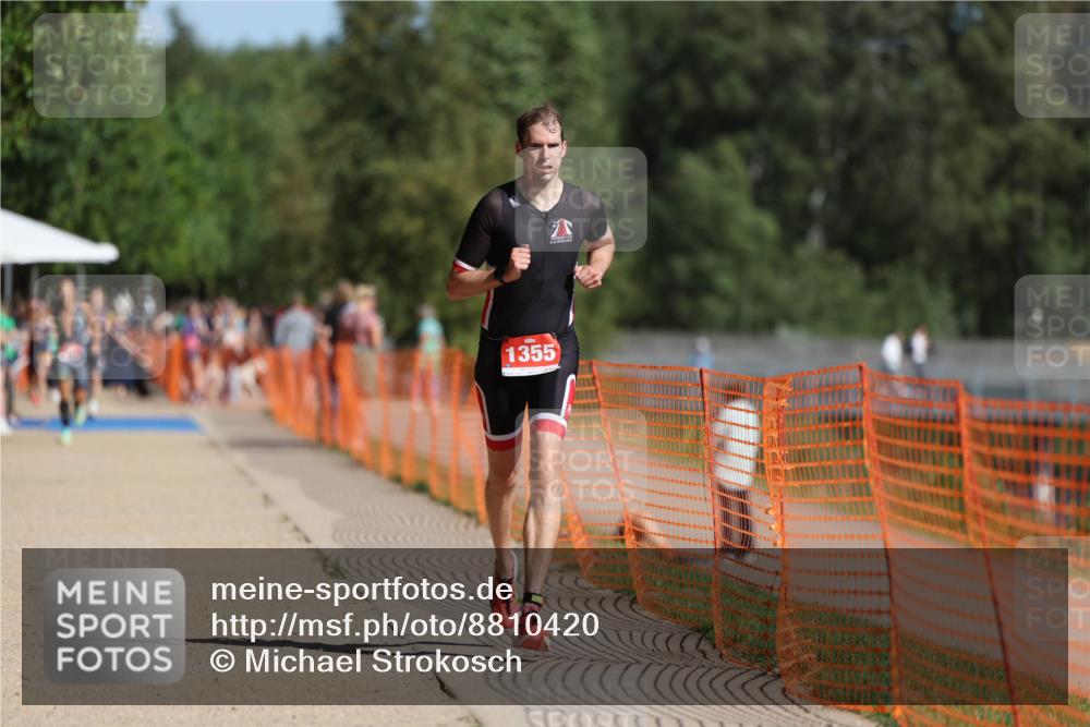 07.09.2025 - 19. Norderstedt Triathlon Michael Strokosch http://msf.ph/oto/8810420 07.09.2025 11:39:18 Laufen 1355 meine-sportfotos.de