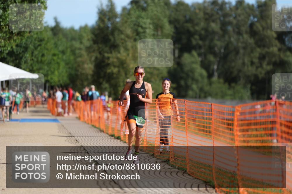 07.09.2025 - 19. Norderstedt Triathlon Michael Strokosch http://msf.ph/oto/8810636 07.09.2025 10:41:04 Laufen 687 meine-sportfotos.de