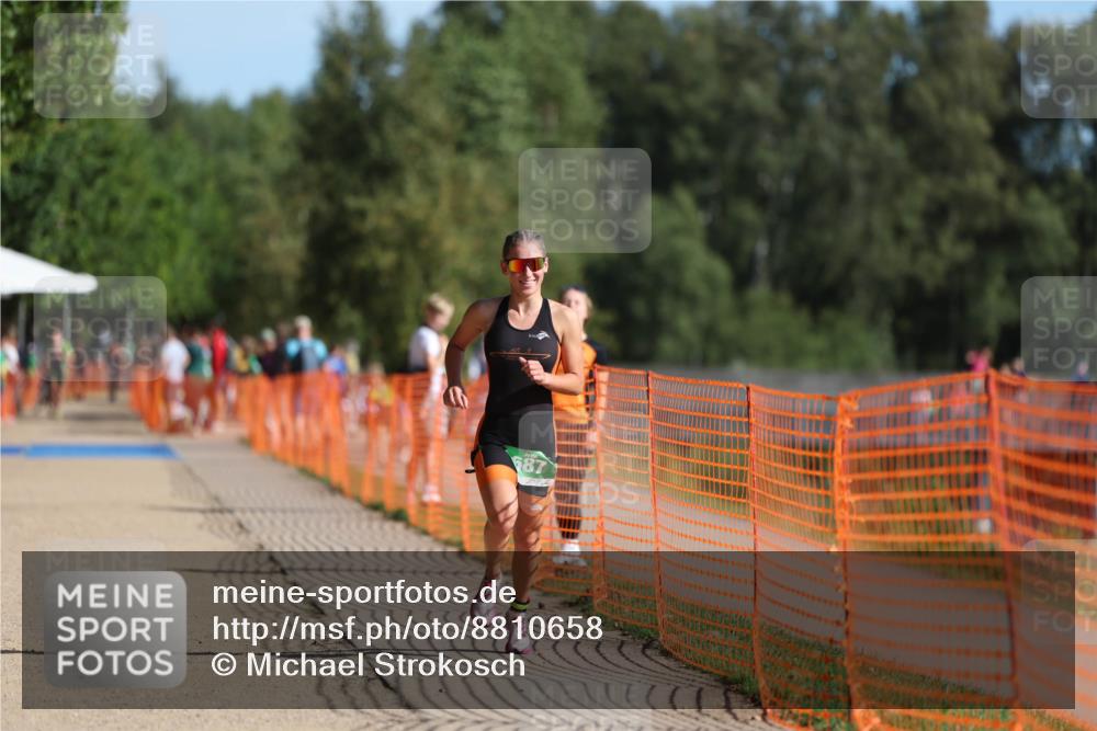 07.09.2025 - 19. Norderstedt Triathlon Michael Strokosch http://msf.ph/oto/8810658 07.09.2025 10:41:05 Laufen 687 meine-sportfotos.de