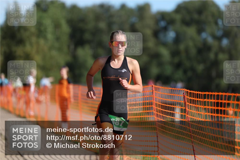 07.09.2025 - 19. Norderstedt Triathlon Michael Strokosch http://msf.ph/oto/8810712 07.09.2025 10:41:07 Laufen 687 meine-sportfotos.de