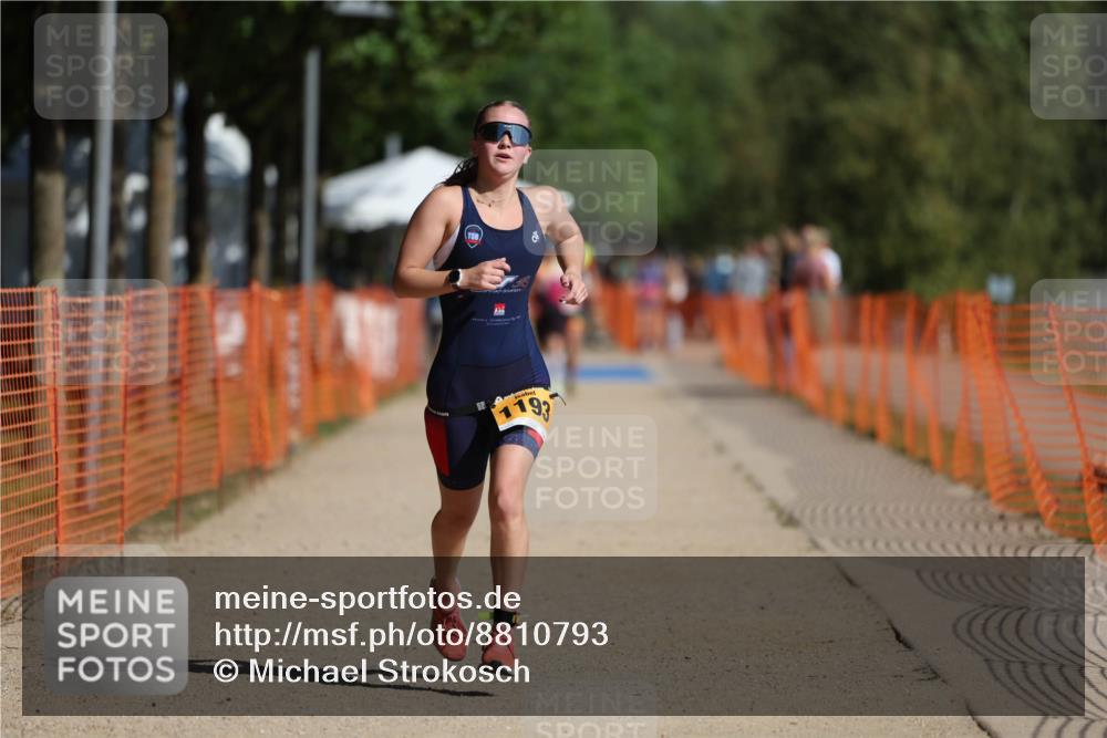 07.09.2025 - 19. Norderstedt Triathlon Michael Strokosch http://msf.ph/oto/8810793 07.09.2025 11:39:40 Laufen 1156, 1193 meine-sportfotos.de