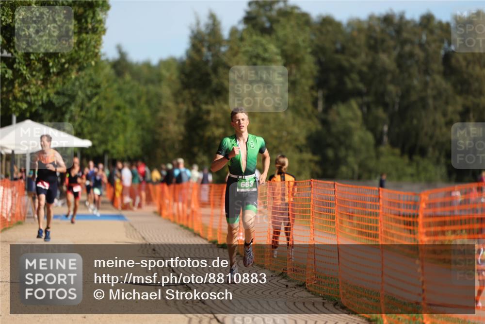 07.09.2025 - 19. Norderstedt Triathlon Michael Strokosch http://msf.ph/oto/8810883 07.09.2025 10:41:32 Laufen 655, 663 meine-sportfotos.de
